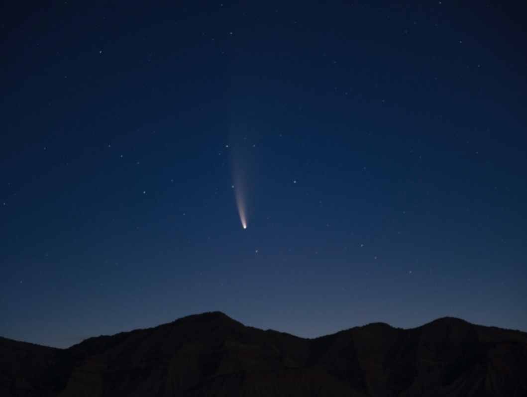 Pre dawn Comet NEOWISE August 2020.